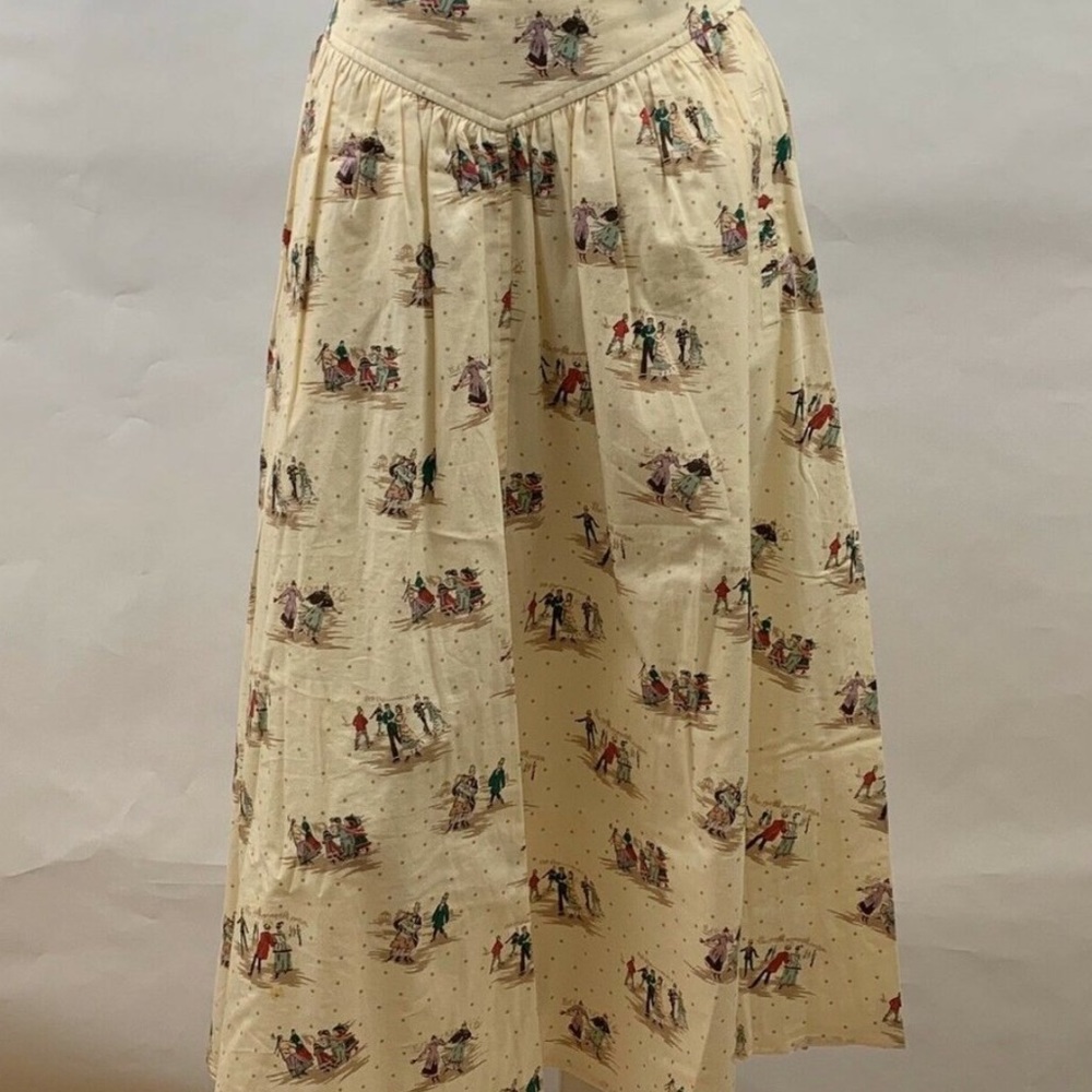 Vintage, cream Liz Claiborne ice skater skirt